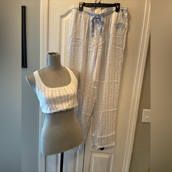 Victoria's Secret Other - Victoria secret ladies LSF lounge set size XL